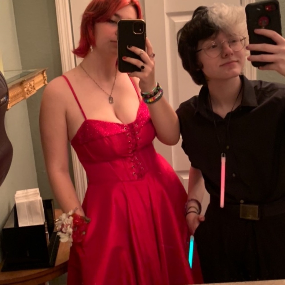 Lucci Lu Prom Dress - Picture 5 of 8